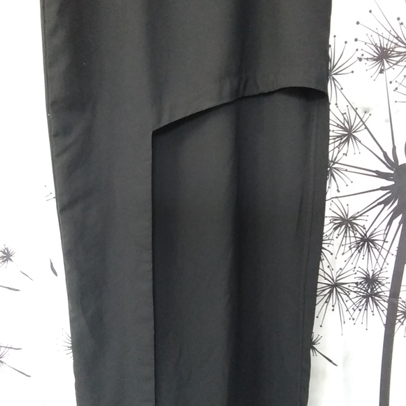 Forever 21 Black Front/Side Split High Low Skirt - Picture 3 of 7